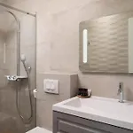 Morus Zadarvillas *