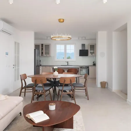 Morus Zadarvillas Vila