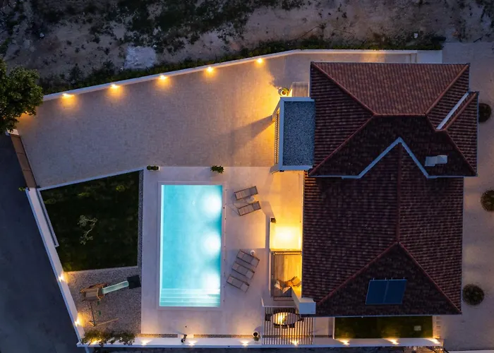 Morus Zadarvillas 빌라 *